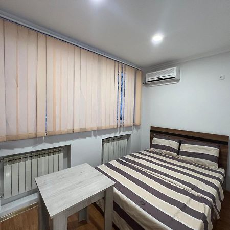 N1 Guest Hause Hotel Erevan Exterior foto