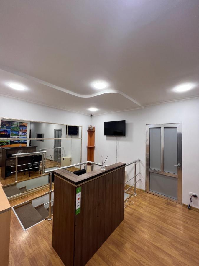 N1 Guest Hause Hotel Erevan Exterior foto