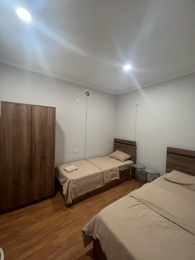 N1 Guest Hause Hotel Erevan Exterior foto
